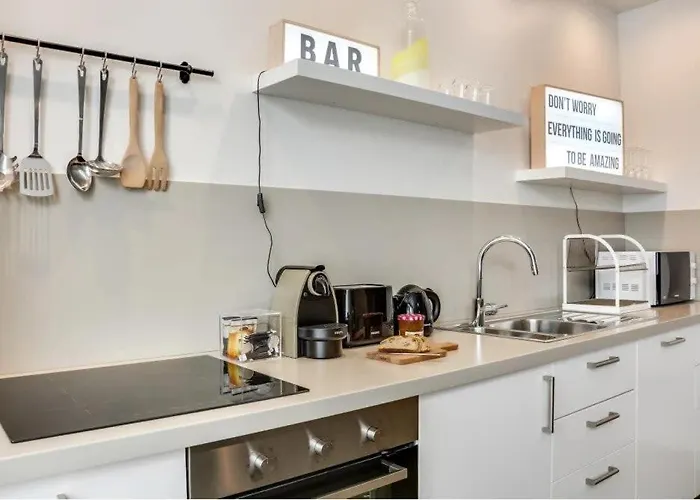 Modern And Eclectic 3bd Duplex In Le Marais! * Parijs